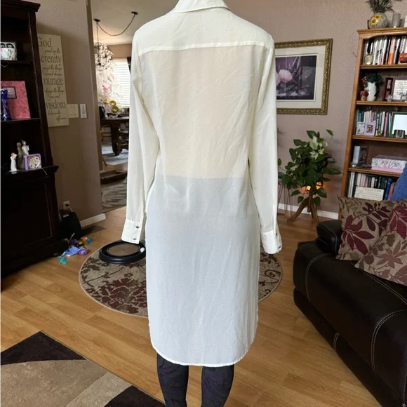 BCBGENERATION vintage white long sleeve Vneck blouse-size S - Picture 2 of 9